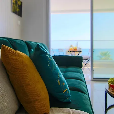 Lh Seaview Emerald Flat Daire *