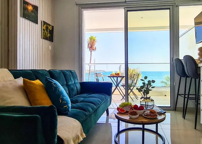 Phaedrus Living: Seaview Emerald Flat Lighthouse 48 Paphos