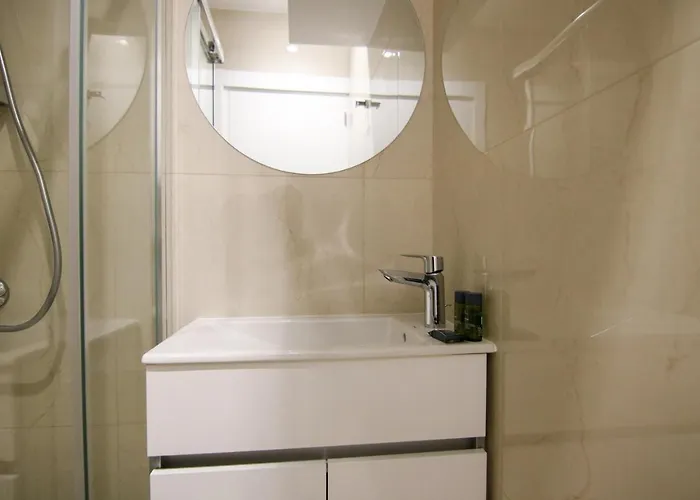 Phaedrus Living: Seaview Emerald Flat Lighthouse 48 Apartmán *