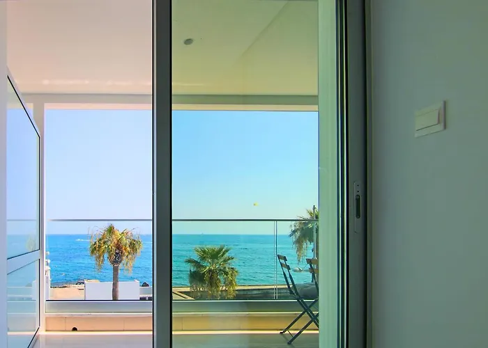 Lh Seaview Emerald Flat *